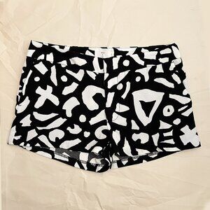 NWOT Urban Outfitters Alice & UO Black & White Patterned Shorts Size 0